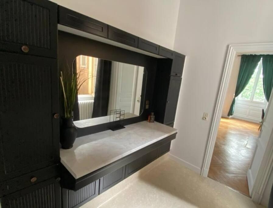 - 2 - Parking Voiture Appartement Mazamet
